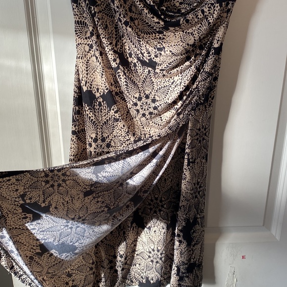 Connected 8 tan black lace dress Faux wrap cinched waist slimming split - Picture 11 of 11